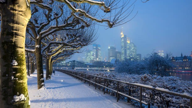 Frankfurt Notları 46: Beni Şaşırtan Almanya Kar Kuralları